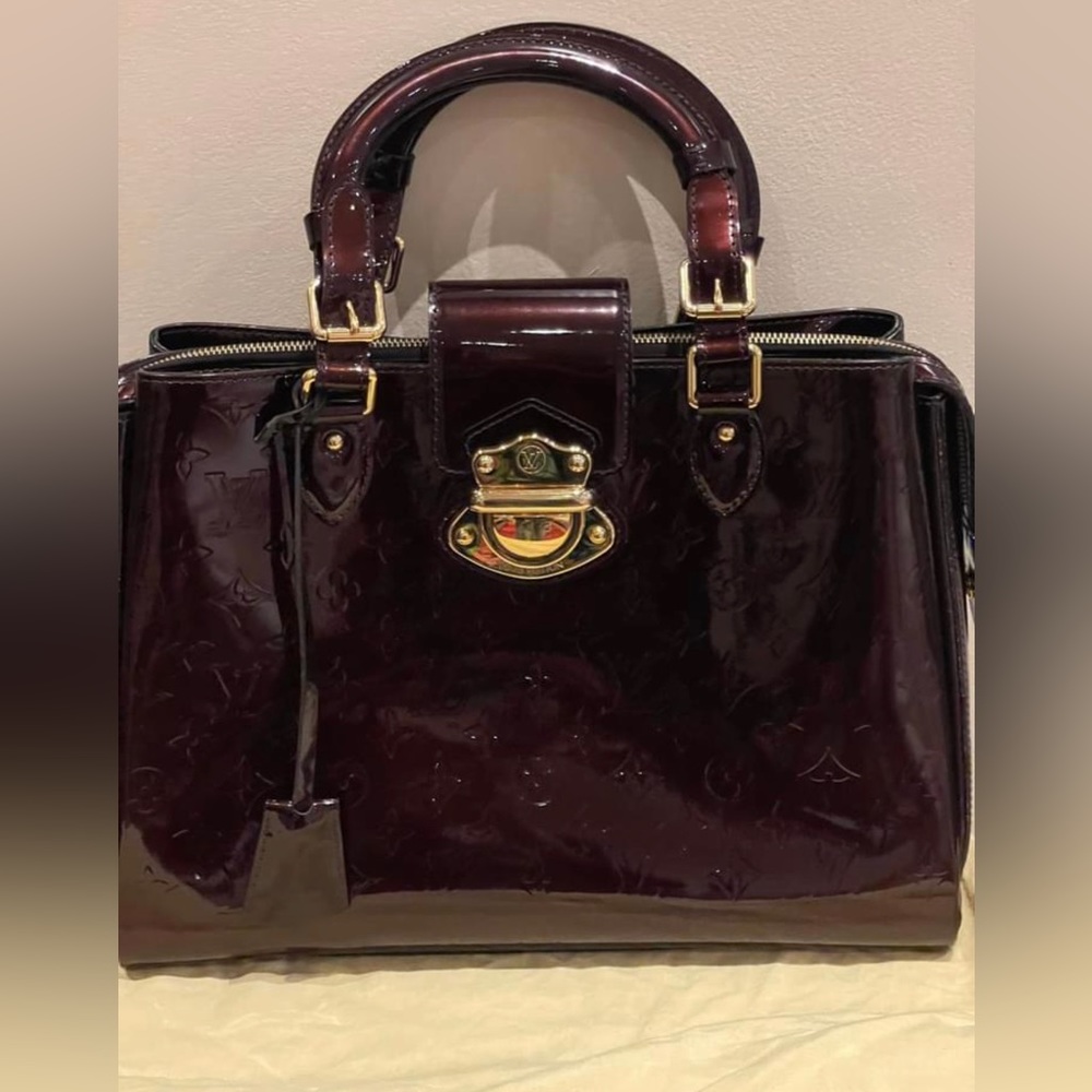 ‼️SOLD‼️Louis Vuitton Melrose Vernis Amarante